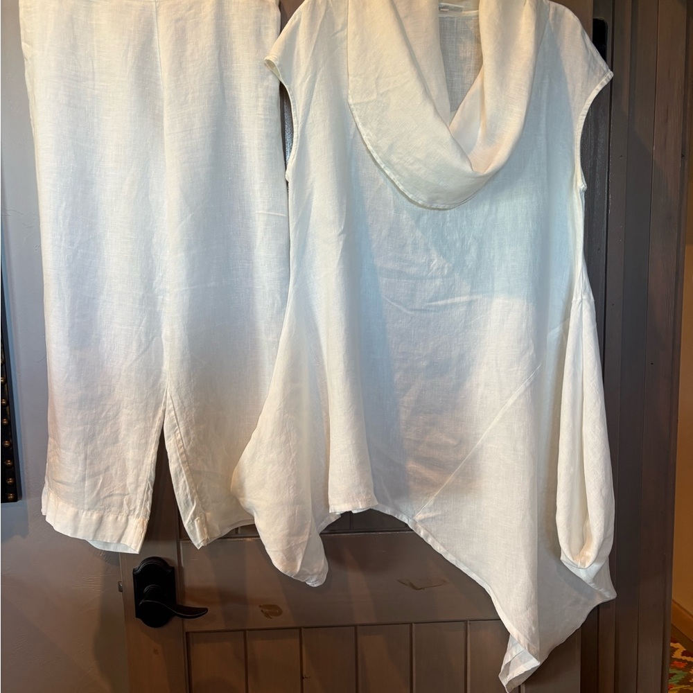 Bryn Walker Elegant White Linen Cowl Tunic and pants ensemble
